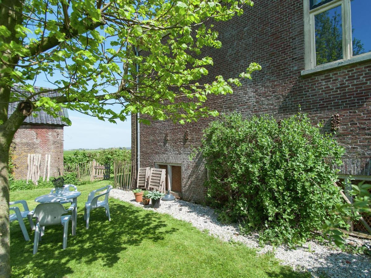 Charming House In Easterlittens On A Frisian Farm Wommels Bagian luar foto